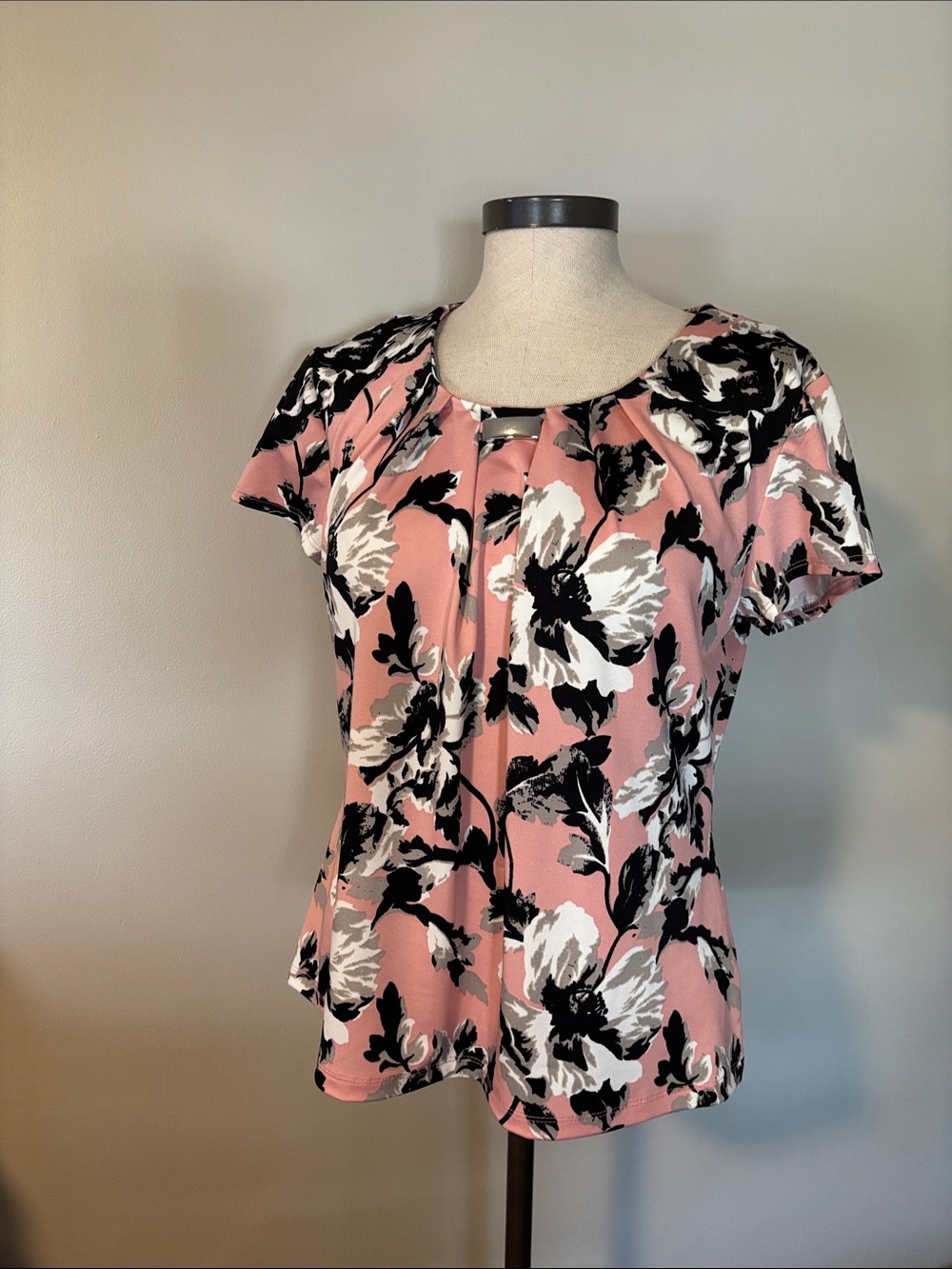 Notations Pink Floral Short-Sleeve Blouse